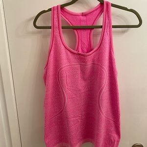Lululemon Swiftly Tech Razorback - size 12